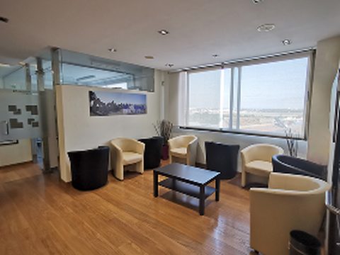 Sala de espera de la clínica de Churriana
